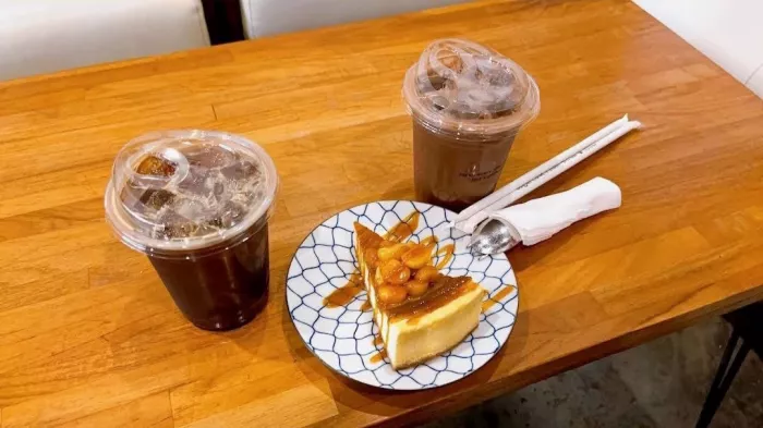 Кофейня Campus Coffee Roasters в Пхукете: Еда, Кофе, Кафе, Десерты, 