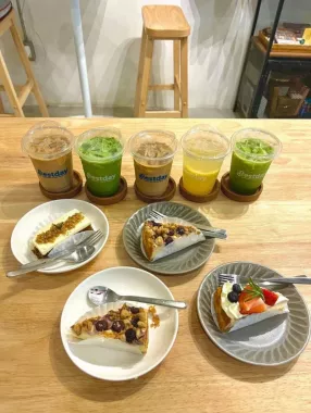 Кофейня «RestDay Coffee Bar & Bake House»