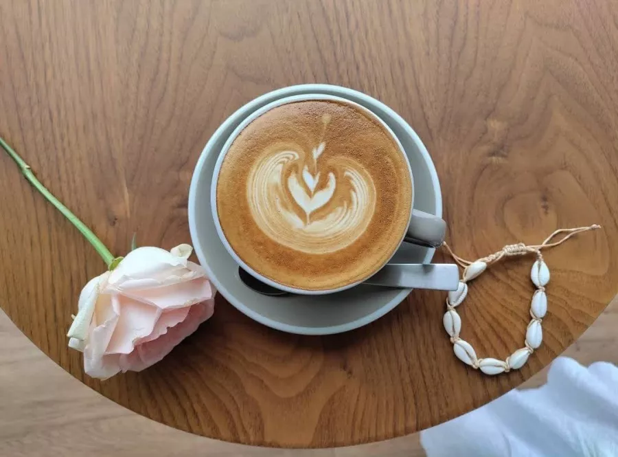 Кофейня RestDay Coffee Bar & Bake House в Пхукете: Еда, Кофе, Кафе, Выпечка,