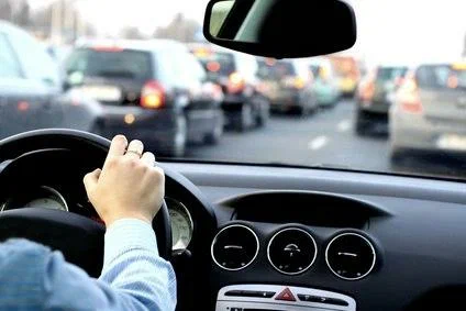 Автошкола Центр высшего водительского мастерства в Омске: Экстремальное Вождение, Школа Парковки, Школа Автоспорта, Теоретический Курс, Тренажерный Курс, Индивидуальный График,