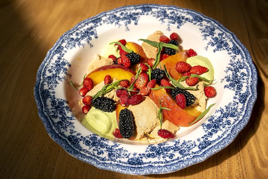 Ресторан Grace Bistro в Москве: Ресторан, Бистро, Паста, Европейская кухня , Авторская кухня , Где поесть , Куда сходить , Свидание, Завтрак, Десерты,