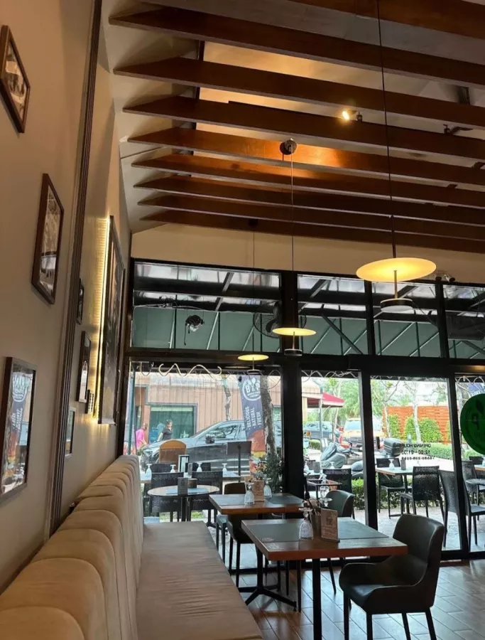 Ресторан Burger & Pasta Factory в Пхукете: Ресторан, Бургеры, Паста, Restaurant, Pasta, Burgers,