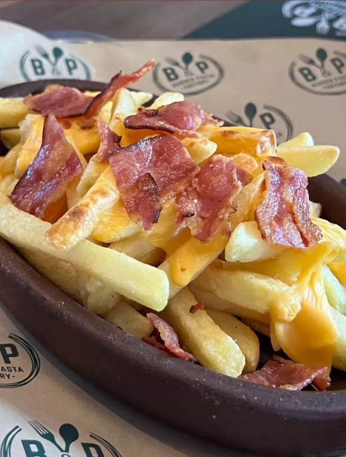 Ресторан Burger & Pasta Factory в Пхукете: Ресторан, Бургеры, Паста, Restaurant, Pasta, Burgers,