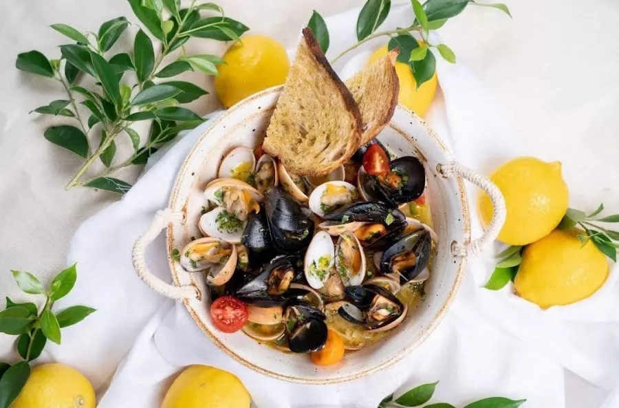 Ресторан Five Olives в Пхукете: Ресторан, Бар, Pizza, Bar, Restaurant, Italian Cuisine, Пицца, Итальянская кухня,