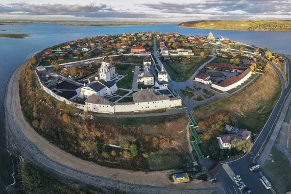 Экскурсионный центр «Остров-тур»
