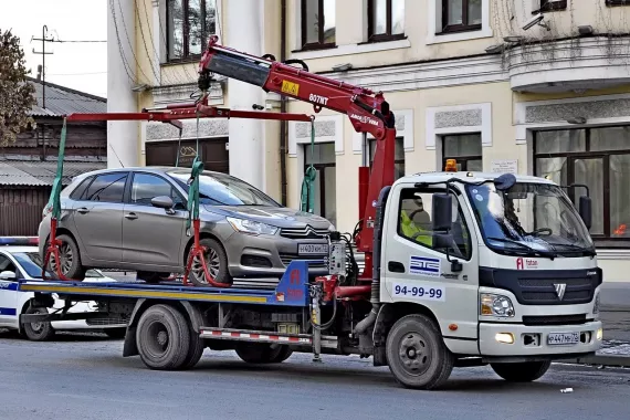 Эвакуация автомобилей "Эвакуатор площадка-кран манипулятор"