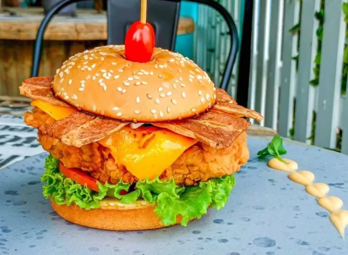 Веганский Ресторан Vegan Junkie в Пхукете: Еда, Веганская кухня, Ресторан, Десерты, 