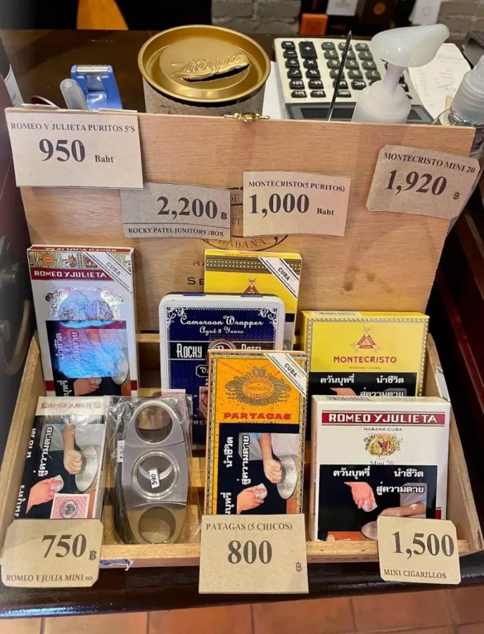 Винный Магазин Wine and Taste в Пхукете: Еда, Развлечение, Вино, Закуски, Пиво,