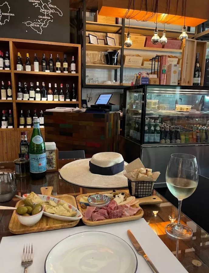 Ресторан Luca Cini в Пхукете: Ресторан, Вино, Пицца, Restaurant, Wine, Pizza, Italian Cuisine, Паста, Десерты, Pasta, Desserts , Итальянская кухня,