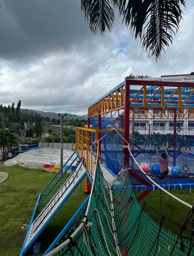 Детская Площадка Youtopia Adventure в Пхукете: Детская площадка , Велосипед, Детям, Батут,