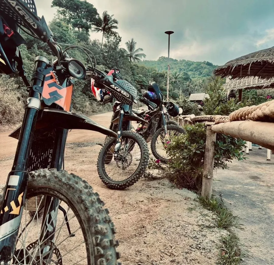 Прокат Электрических Мотоциклов Surron Ride Phuket в Пхукете: Мотоциклы, Приключения, Motorcycles, Adventures, Аренда, Rental,