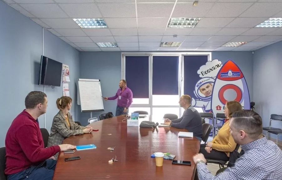 Агентство недвижимости Авеню-Риэлт Владис в Калининграде: Бизнес, Недвижимость , Сделка, Продажа квартиры, Консультация , Агентство недвижимости , Покупка,