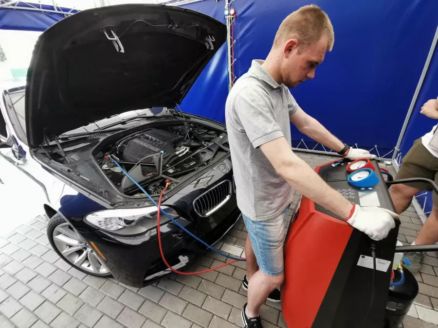 Автосервис Кореец в Сургуте: СТО, Замена Антифриза, Замена Термостата, Ремонт ГБЦ, Сход-Развал, Заправка Автокондиционера, Замена Свечей, Замена Масла, Замена Амортизаторов,