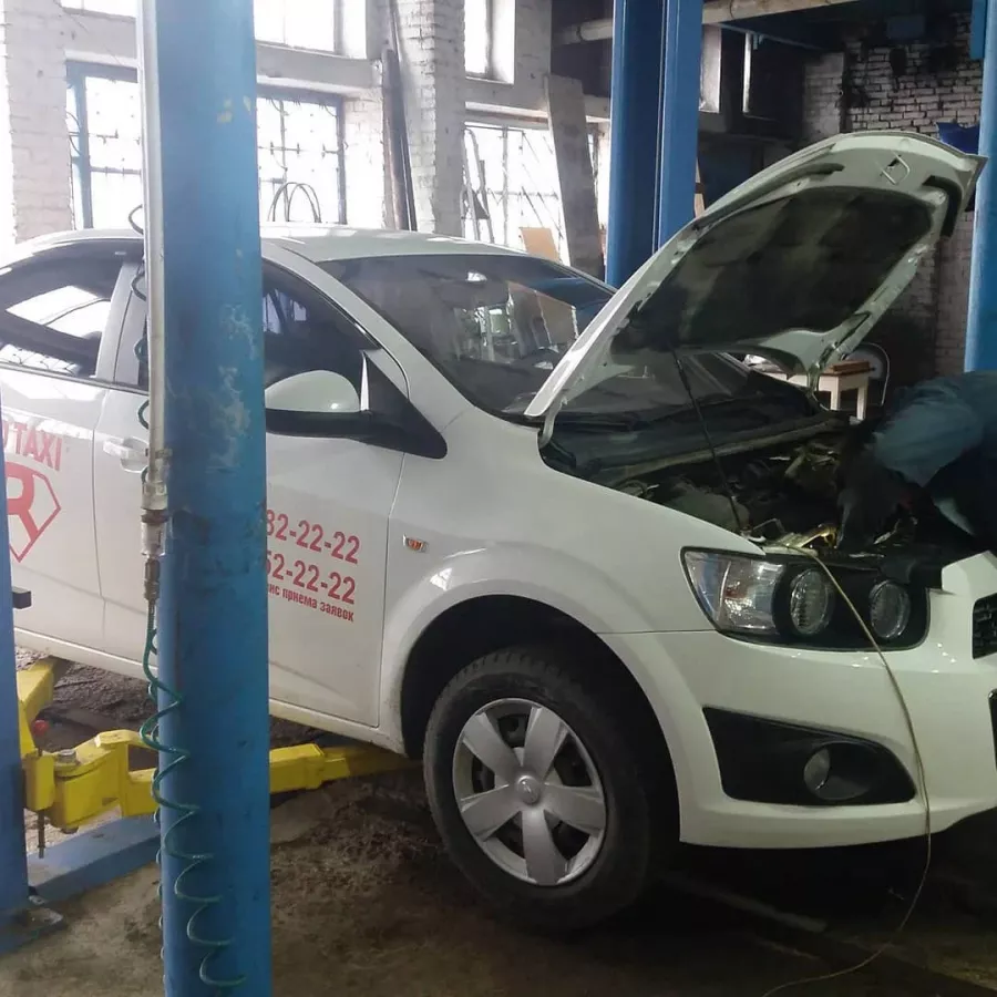 Автосервис Автодоктор в Ейске: СТО, Ремонт Форсунок, Ремонт КПП, Ремонт Ходовой , Ремонт Двигателя, Замена Масла, Промывка Инжектора, Ремонт Стартеров, Ремонт Автоэлектрики, Кузовной Ремонт,