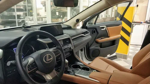 Автоателье Блюзмобиль в Екатеринбурге: Тюнинг Мототехники, Шумоизоляция Авто, Подогрев Сидений, Подогрев Руля, Перетяжка Руля, Пошив Салона, Перетяжка Салона,
