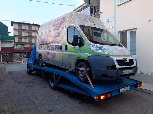 Эвакуация автомобилей Автотехпомощь в Сочи: Авто, Мотоэвакуатор, Сервис,