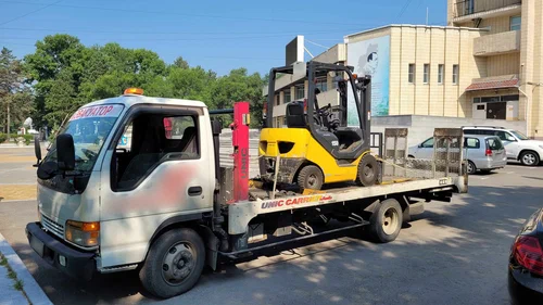 Эвакуация автомобилей Эвакуатор75 в Чите: Мотоэвакуатор , Подвоз Топлива, Запуск Двигателя, Заряд Аккумулятора, Буксировка, Грузовой Эвакуатор, Эвакуация Спецтехники,