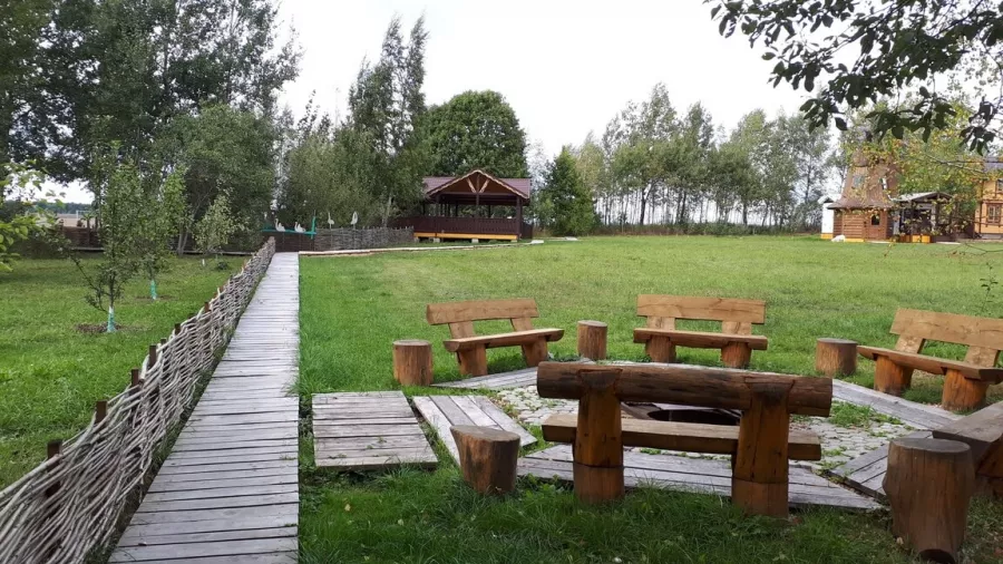 Усадьба Лебединое - Охота, Рыбалка, Семейный Досуг в Туле: Охота под Тулой, Рыбалка под Тулой, Лебединое, Охота на Кабана, Охота на Оленя, Охота на Лося, Охота на Косулю, Охота на Волка, Платная Рыбалка, Ресторан Домашней Кухни, Корпоратив, База отдыха, Семейный отдых,