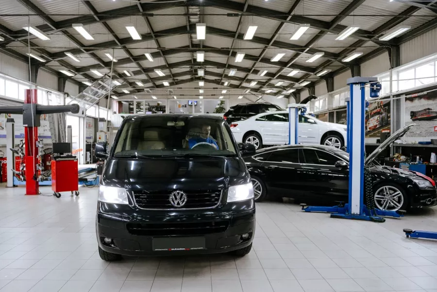 Автокомплекс Бумер в Адлере: Авто, Чистка, СТО, Запчасти, Ремонт,