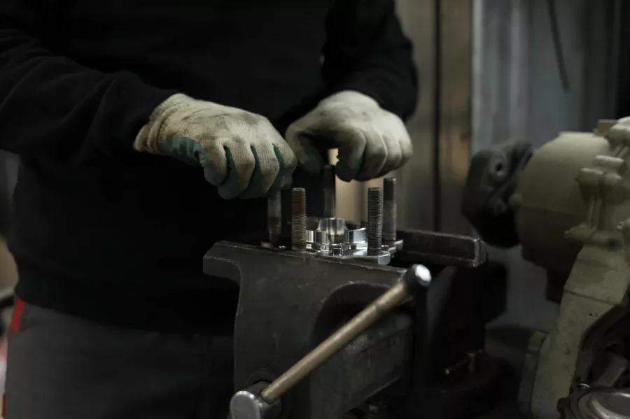 Автокомплекс Бумер в Адлере: Авто, Чистка, СТО, Запчасти, Ремонт,