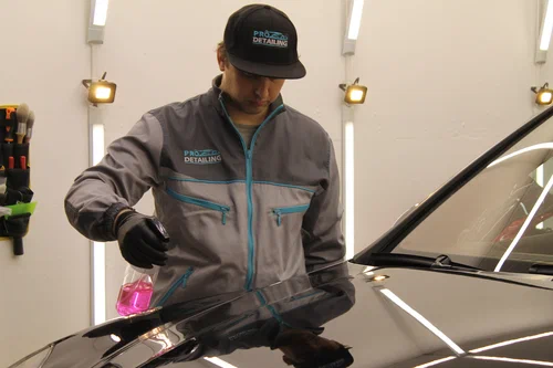 Детейлинг Pro-detailing в Екатеринбурге: Удаление Вмятин, Антигравийная Пленка, Автовинил, Химчистка Салона, Бронирование Стекол, Бронирование Фар, Полировка Фар, Тонировка Автомобиля, Шумоизоляция Автомобиля ,