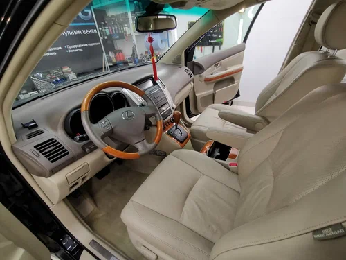 Детейлинг Pro-detailing в Екатеринбурге: Удаление Вмятин, Антигравийная Пленка, Автовинил, Химчистка Салона, Бронирование Стекол, Бронирование Фар, Полировка Фар, Тонировка Автомобиля, Шумоизоляция Автомобиля ,