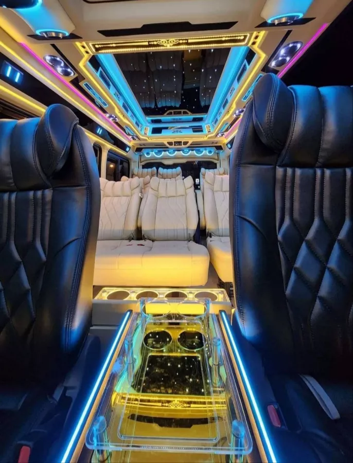 Трансфер Let’s Go Taxi & Tours Phuket в Пхукете: Такси, Трансфер, Минивэн, Taxi, Transfer, Van,