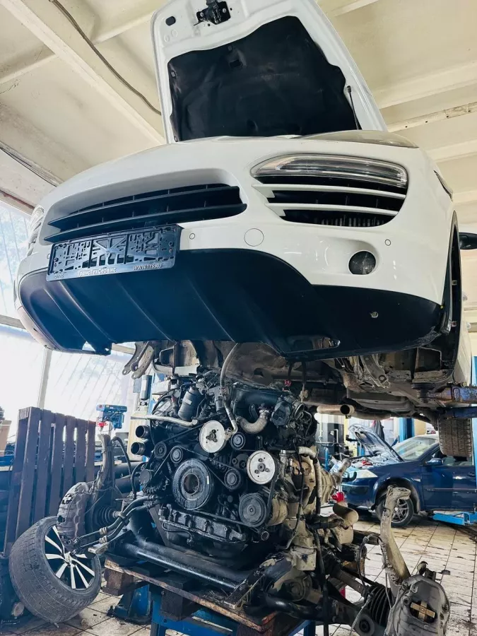Автосервис Nice Garage в Уфе: СТО, Заправка Автокондиционера, Ремонт Автокондиционера, Ремонт Двигателя, Замена Масла, Ремонт Ходовой, Ремонт Стартеров, Компьютерная Диагностика, Ремонт Автоэлектрики, Промывка Инжектора, Ремонт КПП, Ремонт Генераторов, Ремонт Автоэлектроники, Ремонт ГБЦ, Ремонт Пневмосистемы, Ремонт РКПП, Удаление Катализаторов, Ремонт Сцепления, Запчасти, Замена ГРМ, Ремонт DSG, Эндоскопия Двигателя, Раскоксовка,