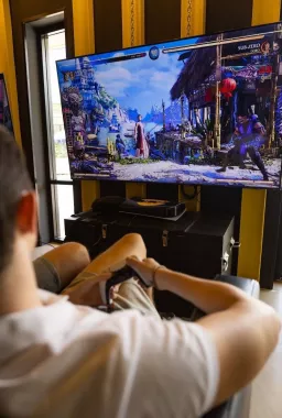 Компьютерный Клуб «Colizeum PhuketTown Esports»