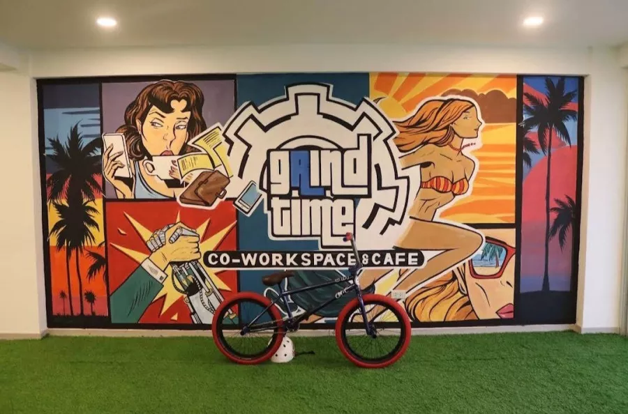 Коворкинг Grind Time Coworking Space - Phuket Chalong Bay в Пхукете: Coworking, Work, Cafe, Коворкинг, Работа, Кафе, Кухня, Kitchen, Freelance, Фриланс,