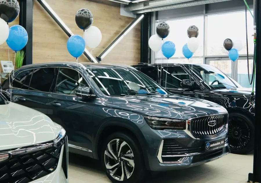 Автосалон Кит в Ижевске: СТО, Автокредит, Постановка на учёт, Техосмотр, Дейтелинг, Удаление Вмятин, Мойка, Видеоэндескоп, Шиномонтаж, Замер Компрессии, Полировка,