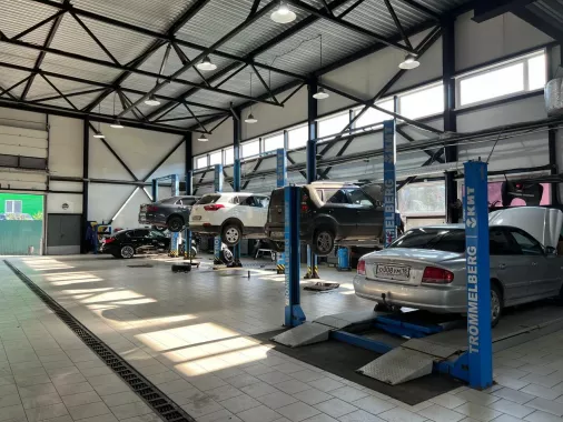 Автосалон "Кит"