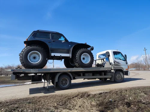 Эвакуация автомобилей Эвакуатор 911 в Тольятти: Перевозка Мототехники, Автовоз, Подвоз Топлива, Запуск Двигателя, Замена Колес, Заряд Аккумулятора, Внедорожная Эвакуация,