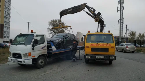 Эвакуация автомобилей Эвакуатор 911 в Тольятти: Перевозка Мототехники, Автовоз, Подвоз Топлива, Запуск Двигателя, Замена Колес, Заряд Аккумулятора, Внедорожная Эвакуация,