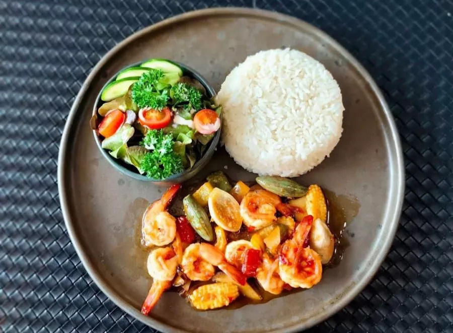 Ресторан NumNum в Пхукете: Restaurant, Mediterranean Cuisine, Thai Cuisine, Bar, Ресторан, Бар, Тайская Кухня, Средиземноморская Кухня,