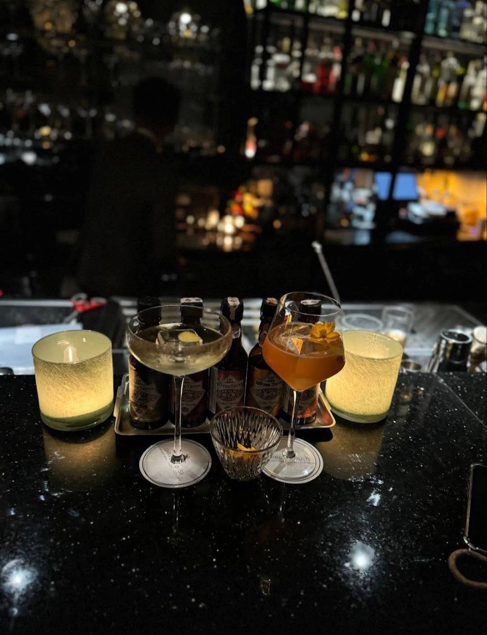 Бар «Dibuk House»