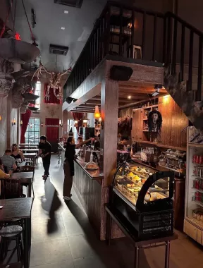 Ресторан «Mad Hog Tavern»