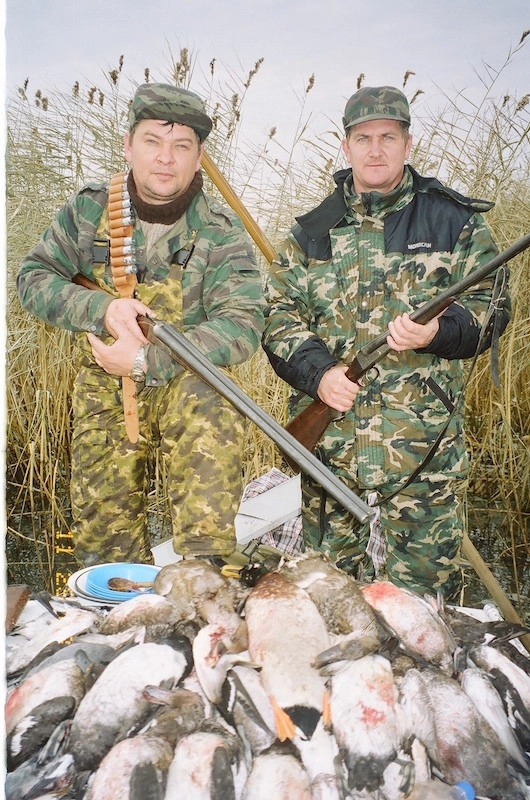 База отдыха НЕРЕСТИНА в Астрахани: Охотники и Рыболовы, Охота на Волка, Охота на Утку, Охота на Кабана, Охота с Егерем, Блюда из Дичи, Рыбалка на Базе, Гостиница, Ресторан, База отдыха,