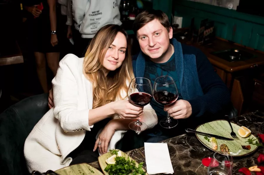 Мясной ресторан Eleven в Москве: Еда, Мясо, Авторская кухня, Турецкая кухня, Летняя терраса, Завтрак, Десерты, Семейный отдых , Салаты, Терраса, Ресторан,