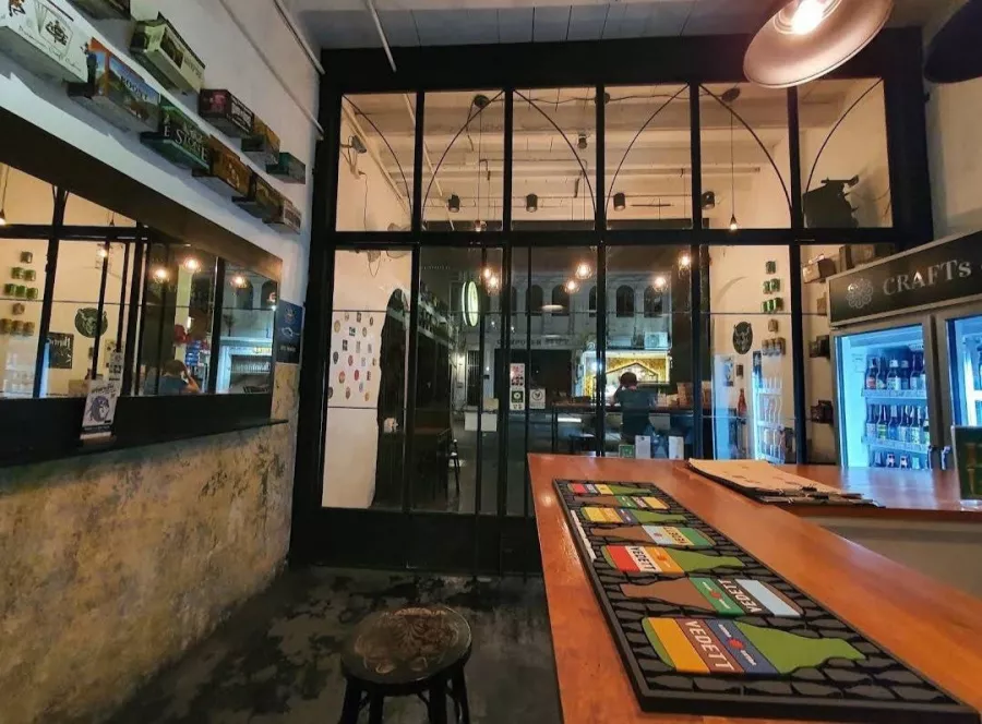 Пивоварня CRAFTs & Co. в Пхукете: Крафтовое Пиво, Пивоварня, Закуски, Craft Beer, Snacks, Brewery,