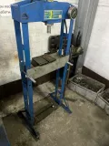 Миниатюра 10