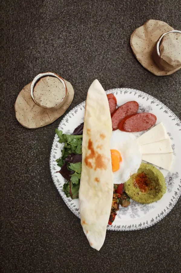 Ресторан Folk в Москве: Завтрак, Десерты , Авторская кухня , Кавказская кухня , Национальная кухня , Где поесть , Куда сходить , Семейный отдых , Семейный ужин , Ресторан,