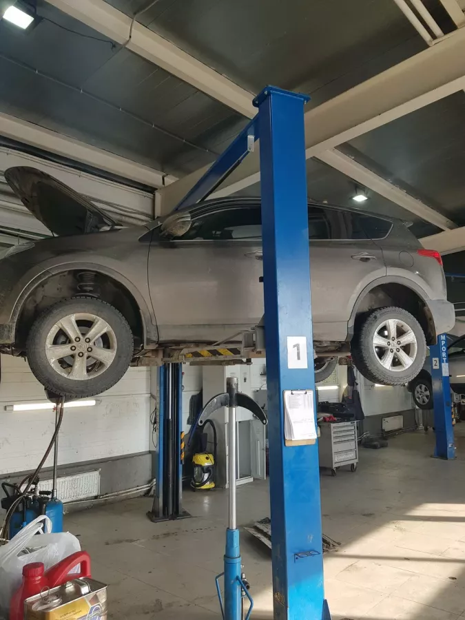 Автосервис SNR Service в Казани: СТО, Установка Фаркопа, Сварочные Работы, Автотовары, Мойка Автомобиля, Ремонт Двигателя, Замена Масла, Установка Практроника, Ремонт Автоэлектрики, Чистка Форсунок, Промывка Инжектора, Ремонт КПП, Ремонт ГБЦ, Ремонт РКПП, Заказ Запчастей, Замена ГРМ,