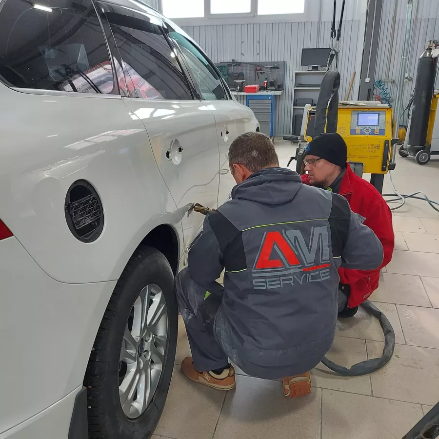Автосервис Ам-Сервис в Новороссийске: СТО, Ремонт Автокондиционера, Заправка Автокондиционера, Ремонт АКПП, Ремонт Двигателя, Замена Масла, Покраска Авто, Установка Парктроника, Тонировка Стёкол, Ремонт Ходовой, Ремонт Стартеров, Компьютерная Диагностика, Чистка Форсунок, Промывка Инжектора, Сигнализация, Ремонт КПП, Полировка, Ремонт Генераторов, Ремонт РКПП, Удаление Катализаторов,