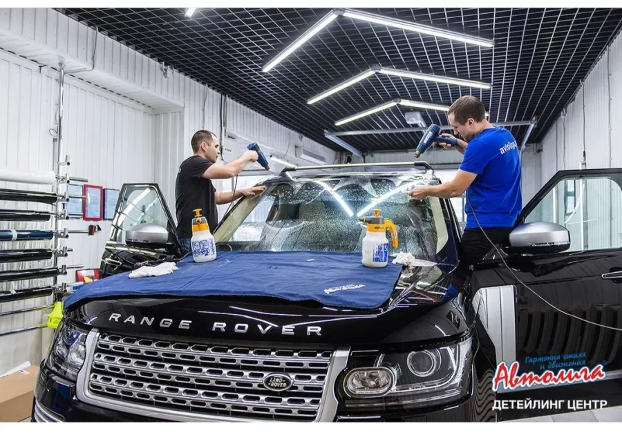 Автосервис Автолига в Казани: СТО, Развал-Схождение, Кузовной Ремонт, Шиномонтаж, Установка Фаркопа, Удаление Вмятин, Мойка Автомобиля, Бронирование Стекол, Ремонт Бамперов, Ремонт Двигателя, Замена Масла, Установка Практроника, Тонировка Стекол, Ремонт Стартеров, Ремонт Фар, Ремонт Амортизаторов, Заказ Запчастей,