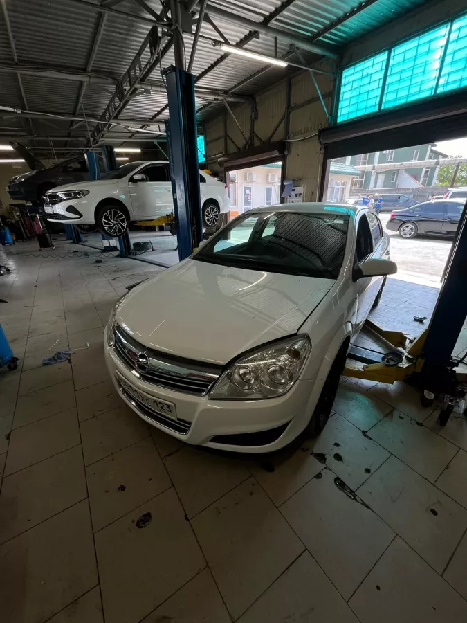 Автосервис Тойлекс в Новороссийске: СТО, Ремонт Автокондиционера, Заправка Автокондиционера, Ремонт АКПП, Ремонт Двигателя, Замена Масла, Установка Парктроника, Ремонт Ходовой, Ремонт Стартеров, Компьютерная Диагностика, Чистка Форсунок, Промывка Инжектора, Сигнализация, Ремонт КПП, Ремонт Генераторов,