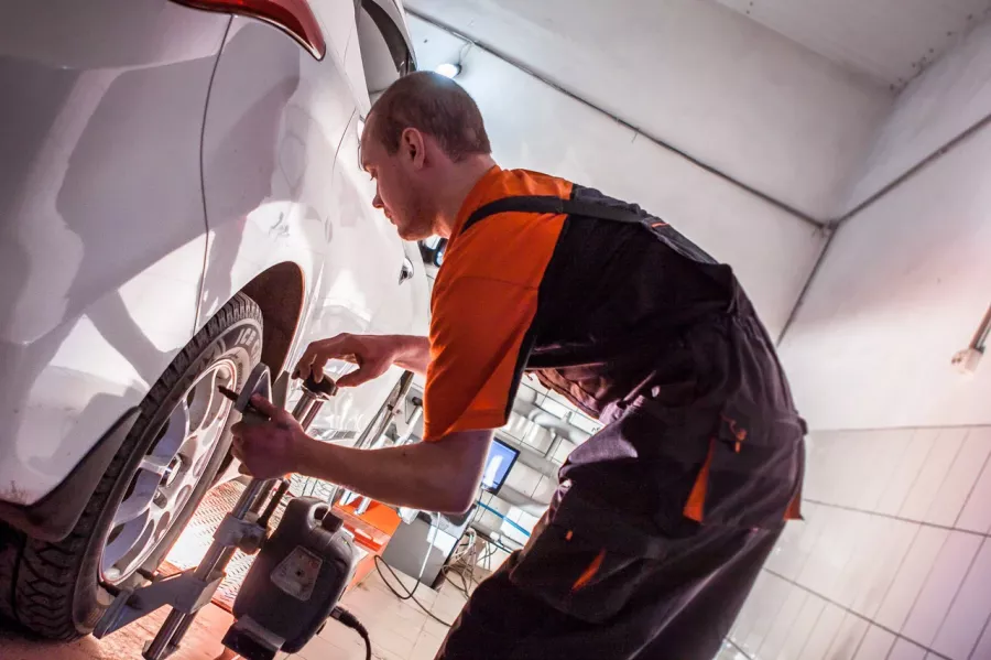 Автосервис Fit Service в Новосибирске: СТО, Шиномонтаж , Ремонт АКПП, Ремонт Двигателя, Замена Масла, Ремонт Стартеров, Ремонт Автоэлектрики, Чистка Форсунок, Промывка Инжектора, Ремонт КПП, Ремонт ГБЦ, Ремонт РКПП, Заказ Запчастей, Замена ГРМ,