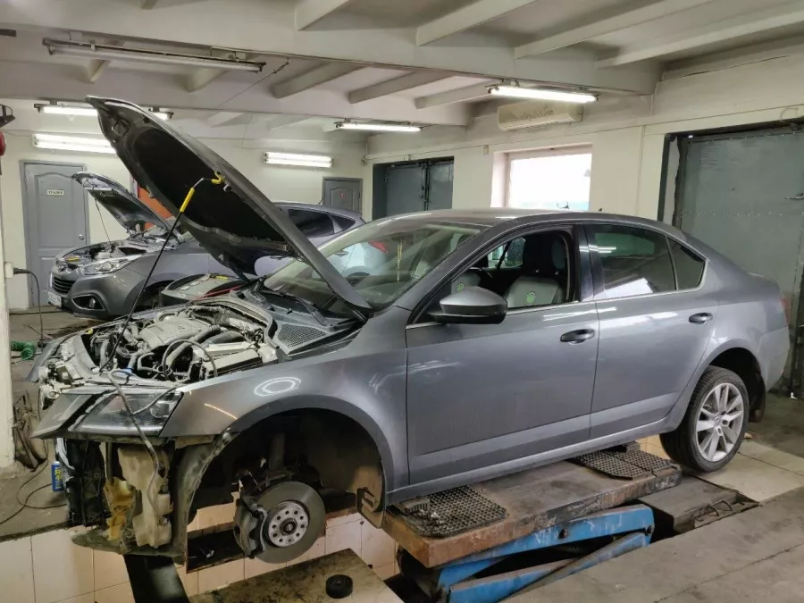 Автосервис Автосервис-магазин Promotors в Екатеринбурге: СТО, Кузовной Ремонт , Развал-Схождение, Шиномонтаж, Чип-Тюнинг, Сварочные Работы, Ремонт Бамперов, Ремонт АКПП, Ремонт Двигателя, Замена Масла, Покраска Автомобиля, Ремонт Стартеров, Ремонт Автоэлектрики, Чистка Форсунок, Промывка Инжектора, Ремонт КПП, Ремонт ГБЦ, Ремонт Фар,