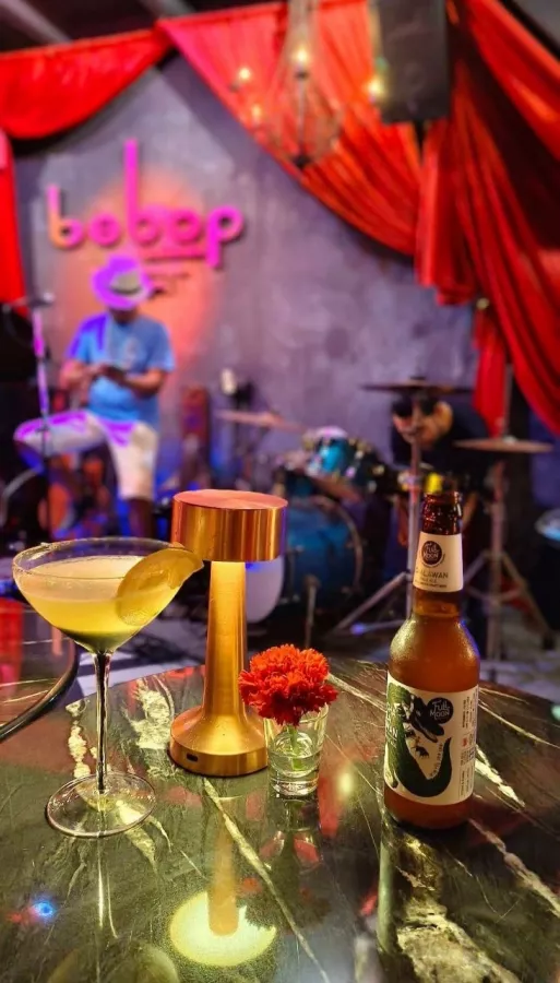 Бар Bebop Live Music в Пхукете: Бар, Коктейли, Bar, Cocktails, Живая музыка, Live music,