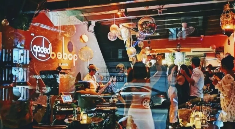 Бар Bebop Live Music в Пхукете: Бар, Коктейли, Bar, Cocktails, Живая музыка, Live music,
